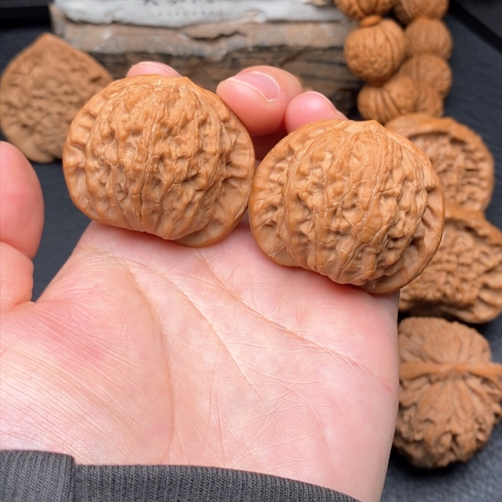 桃核把件尺寸41.5公子帽