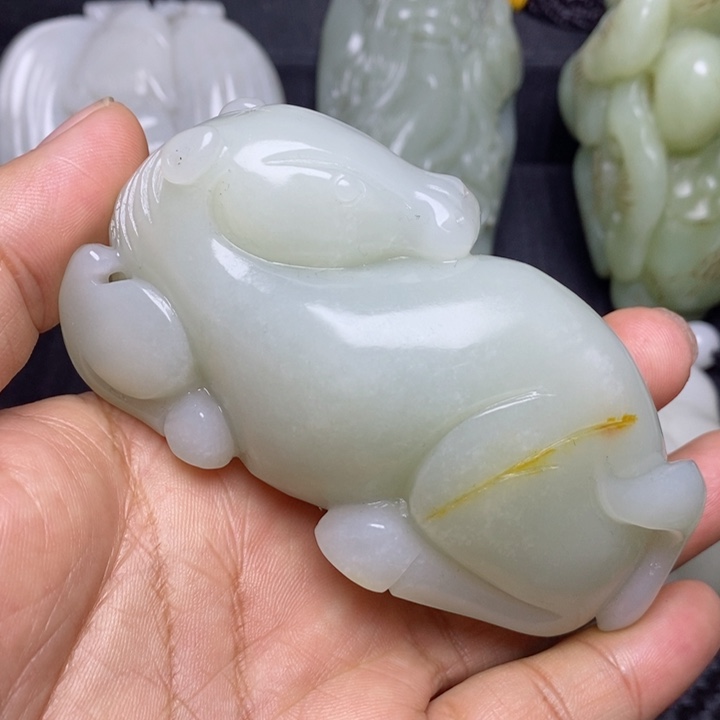 和田玉颈饰未镶嵌