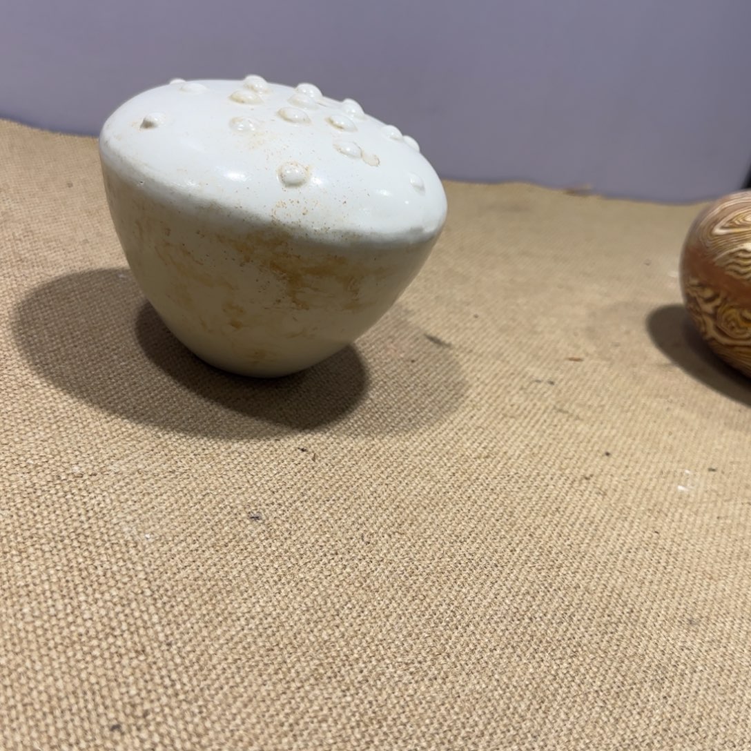 拾***房陶摆件瓷器。        
