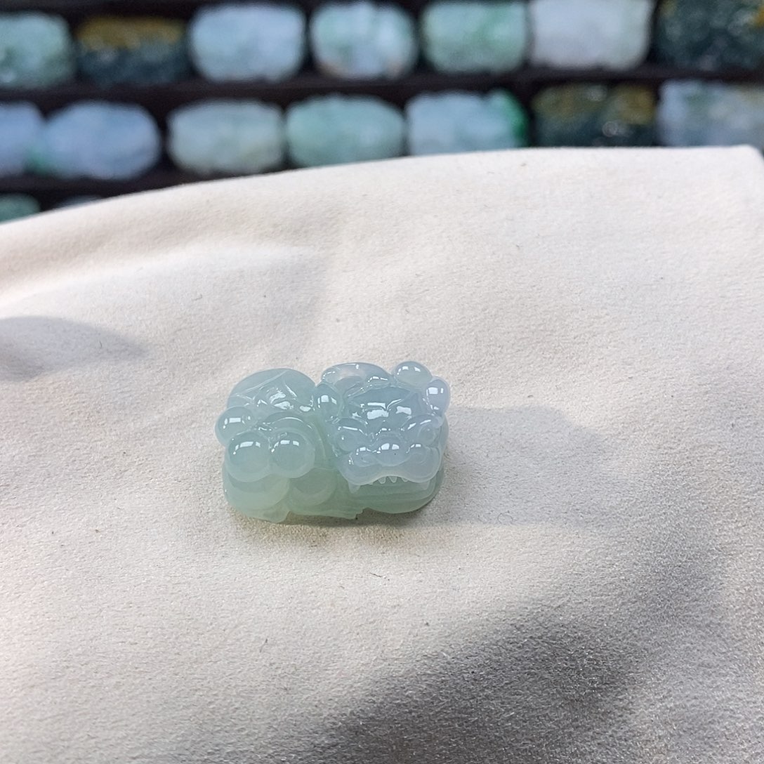 未镶嵌定制翡翠天然翡翠吊坠貔貅