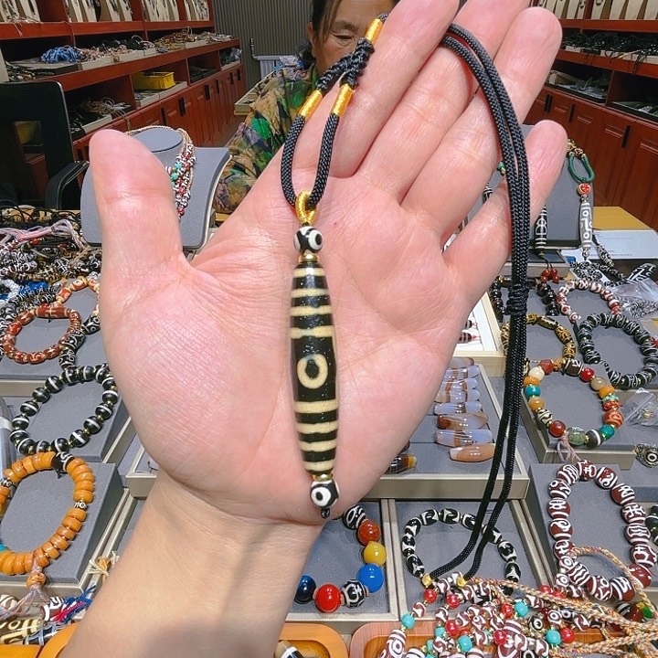 未镶嵌玛瑙/玉髓珠宝奇石