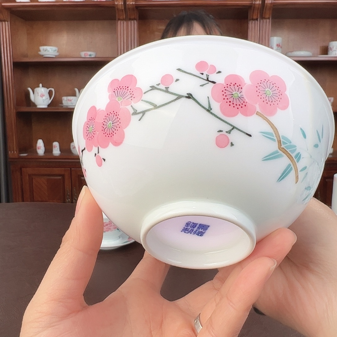 瓷纪念版红梅餐碗，微瑕