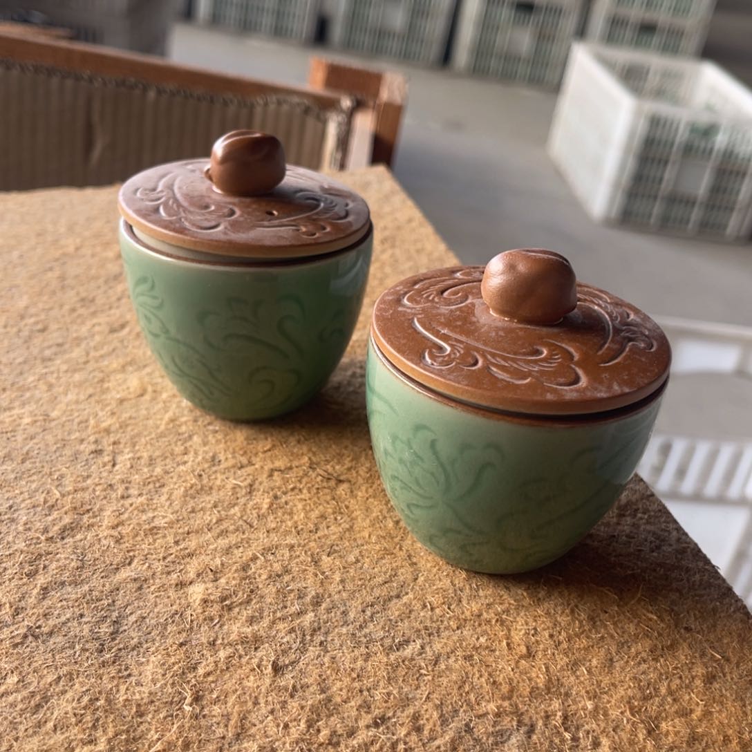 瓷片哈哈哈哈哈哈哈哈哈哈哈