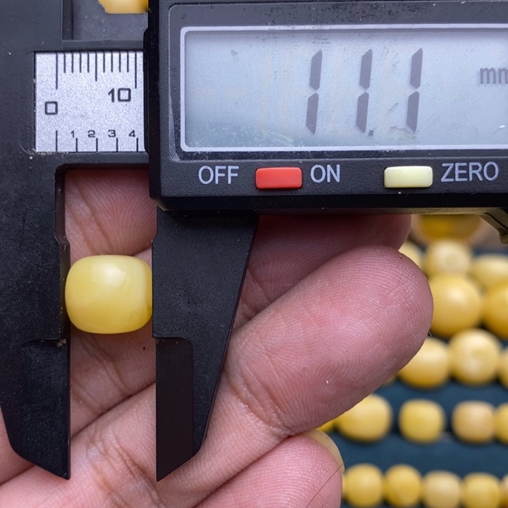 P***h琥珀未镶嵌裸石47号11*9.7