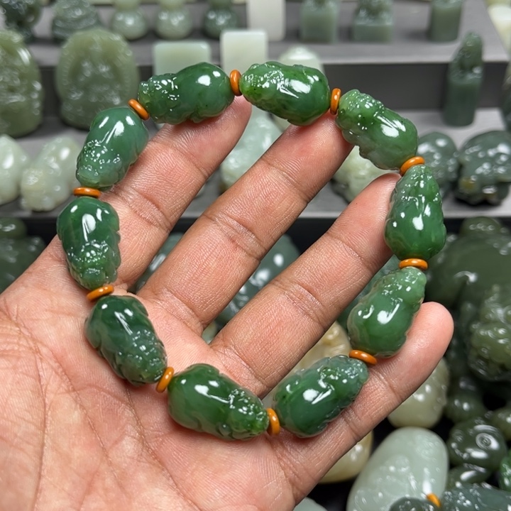 和田玉挂件未镶嵌林*行