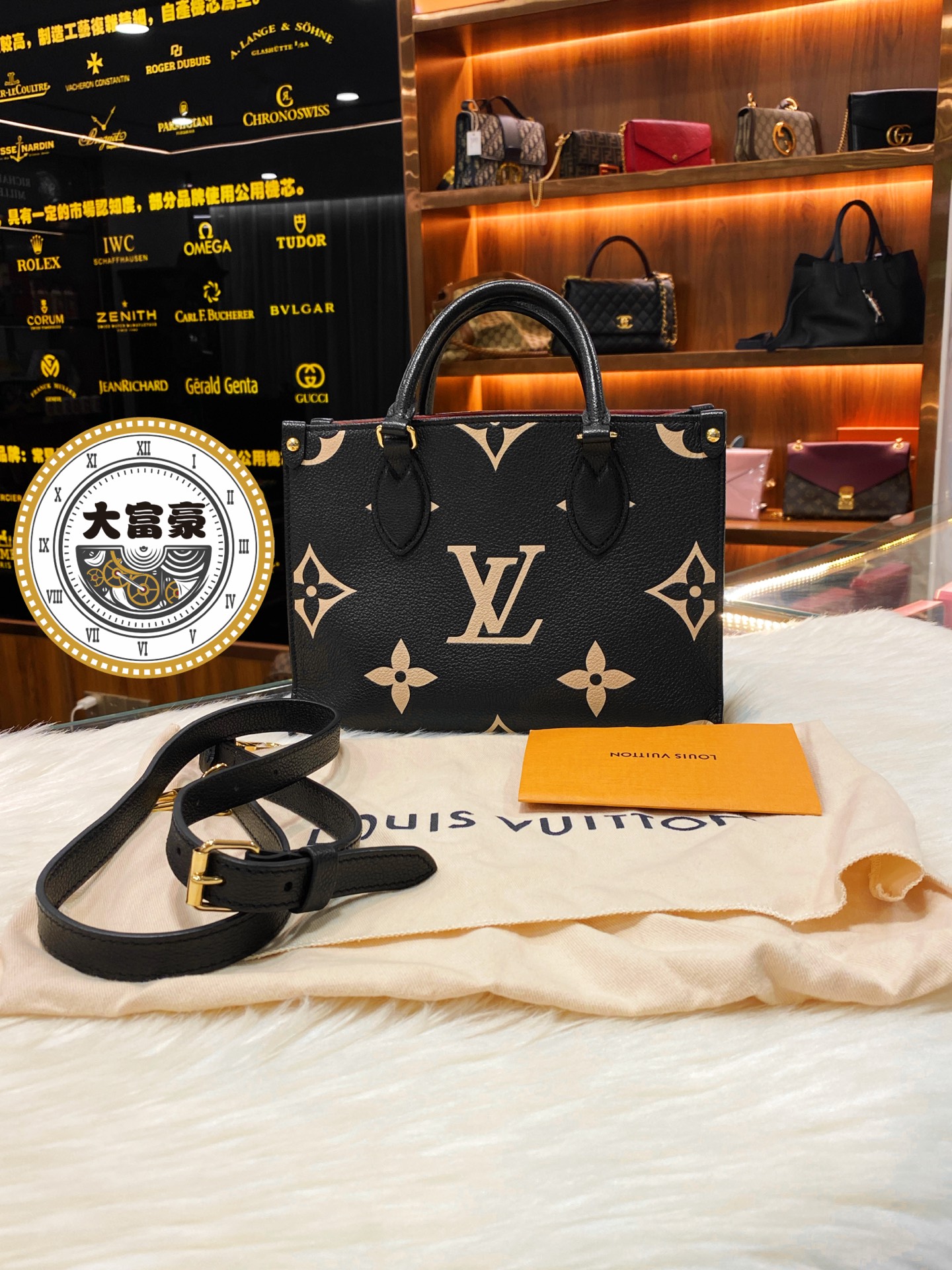 99新 LouisVuitton/路易威登 LV/路易威登ONTHEGO 经典老花满印