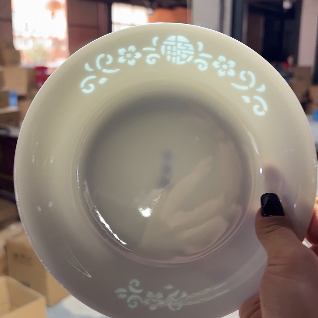 景德镇7英寸白两个好的带玲珑