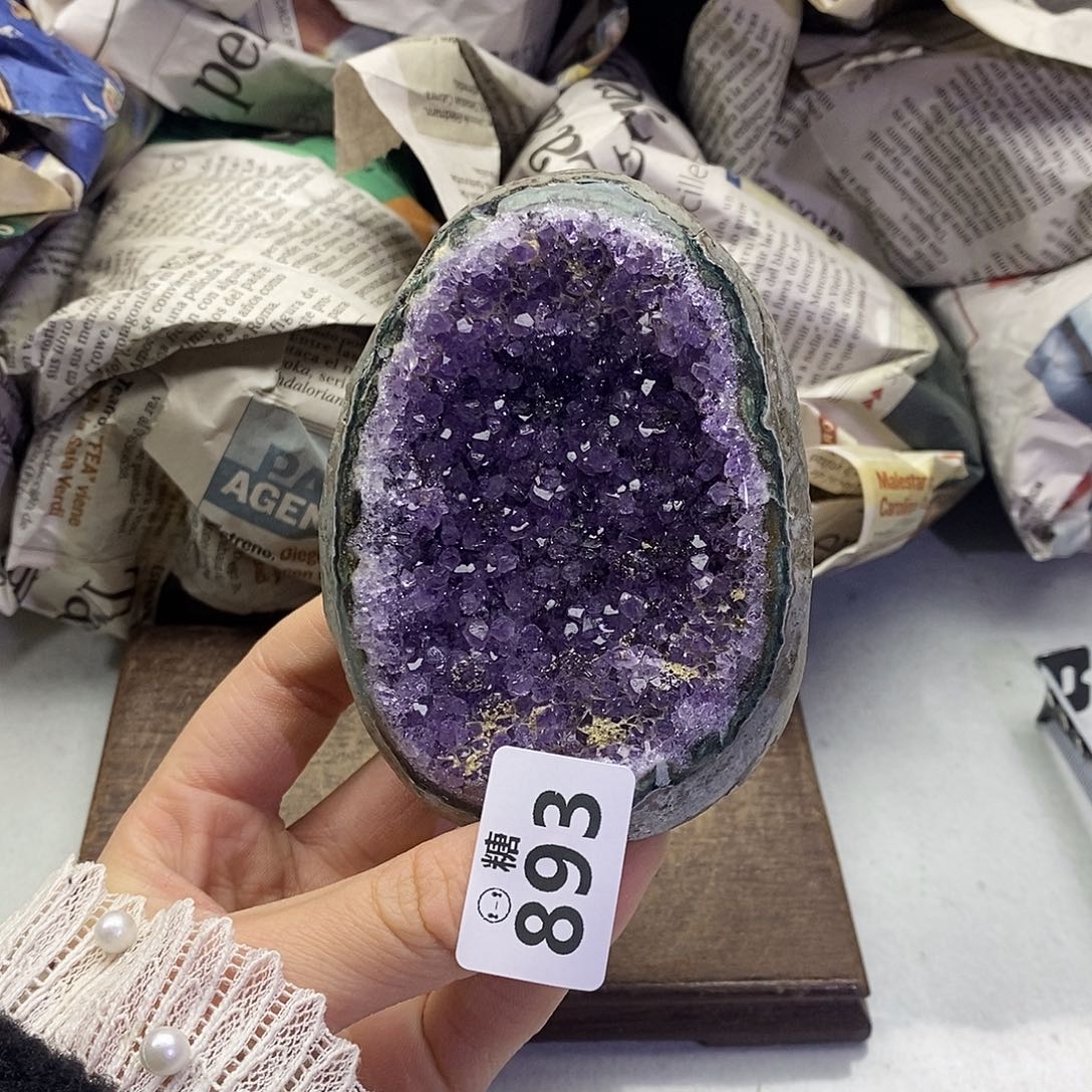 紫晶大型摆件（非配饰）未镶嵌