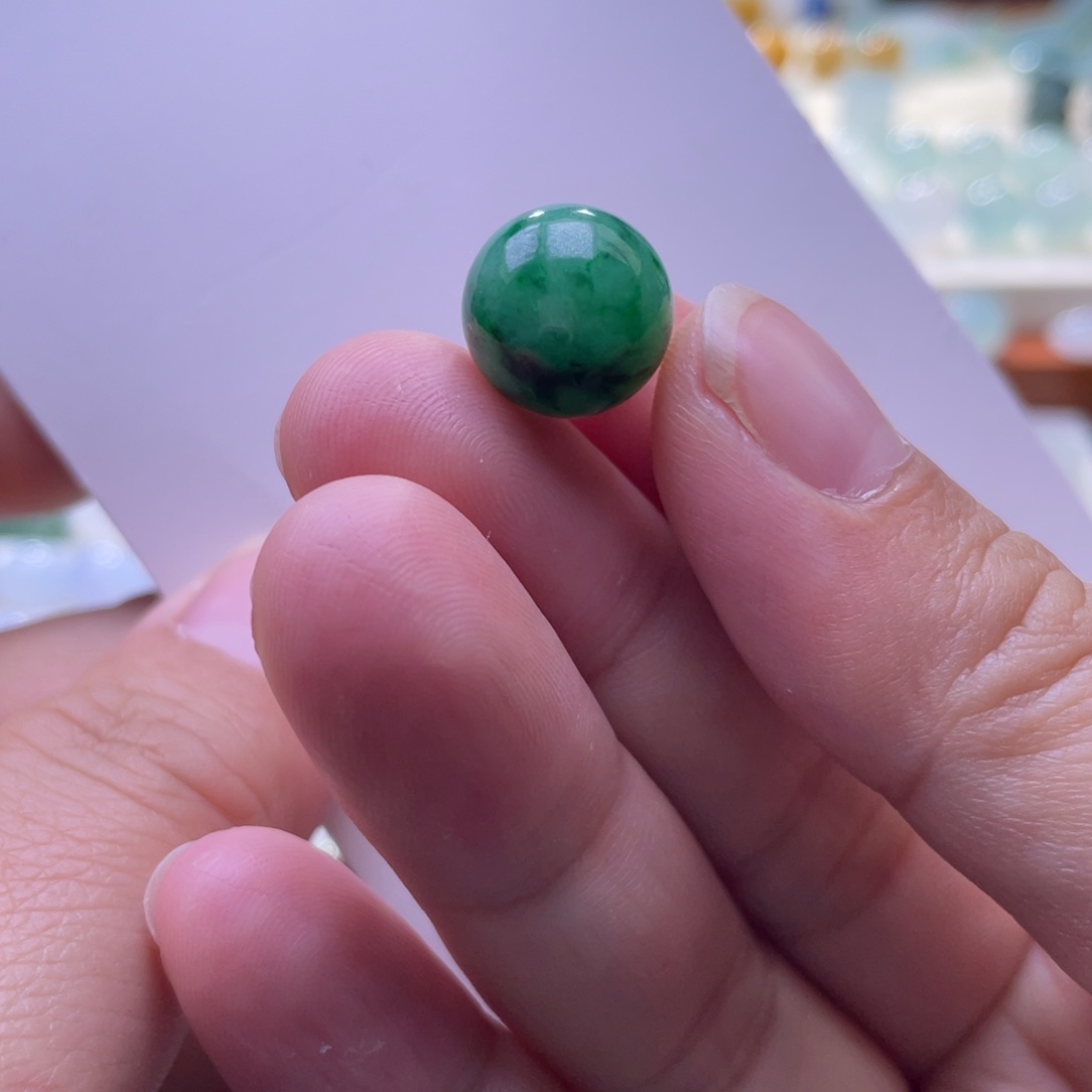 翡翠散珠辣绿卡12.8