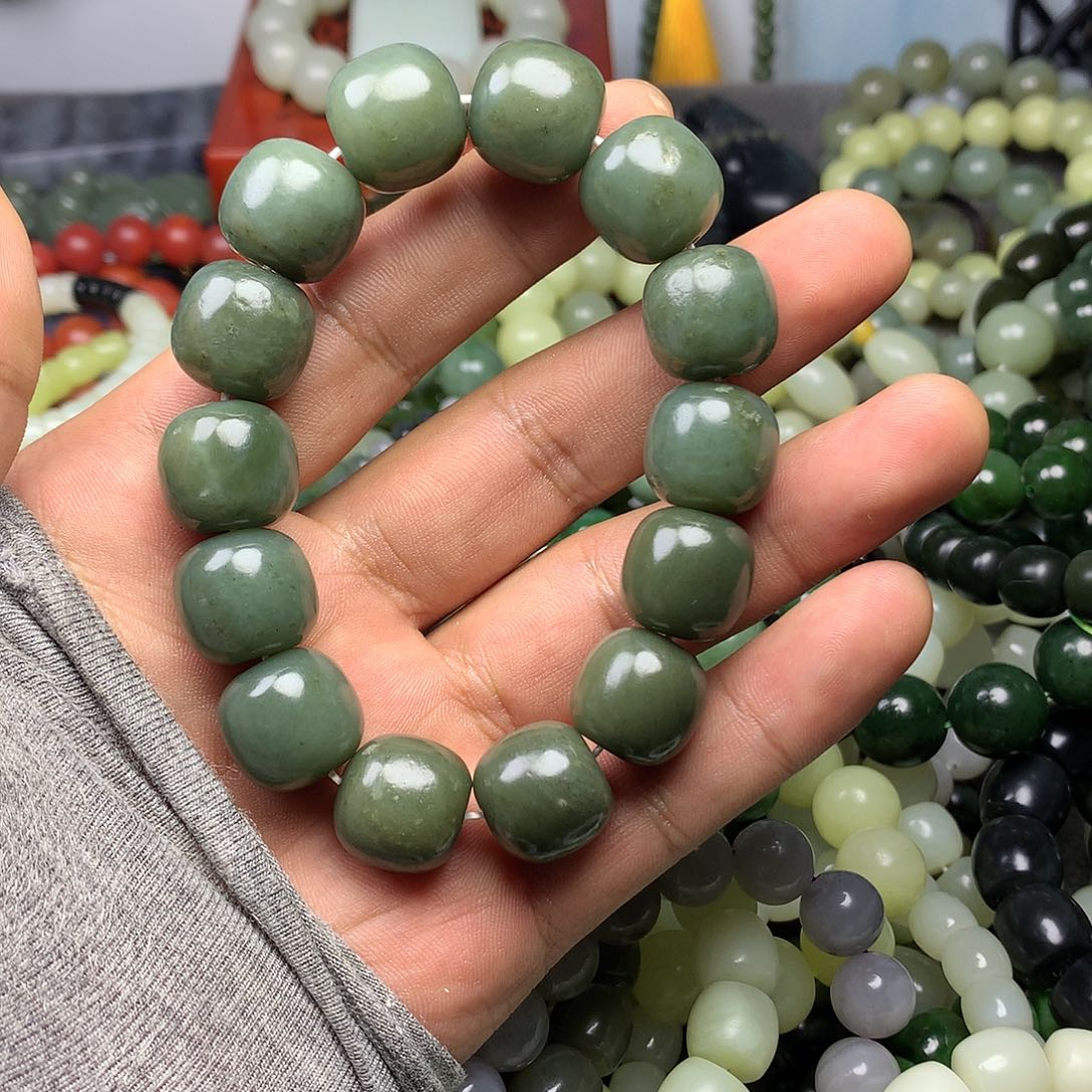 和田玉手链未镶嵌厚*