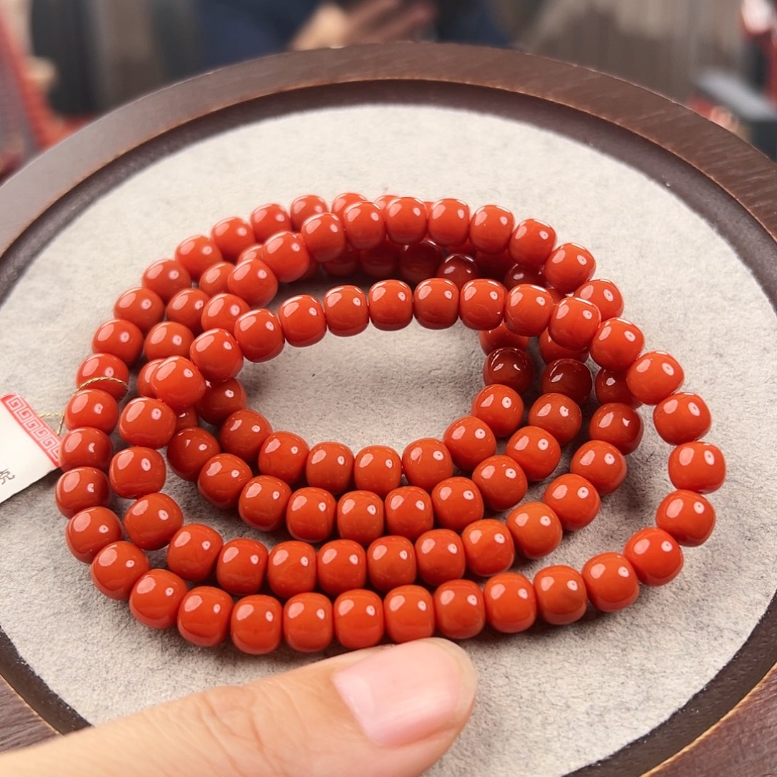 南红玛瑙手串未镶嵌