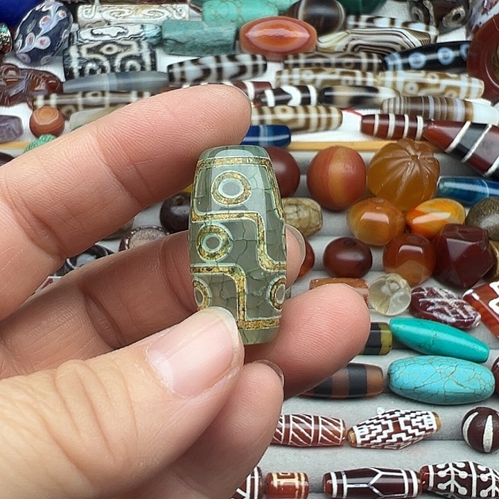 玛瑙/玉髓合金颈饰
