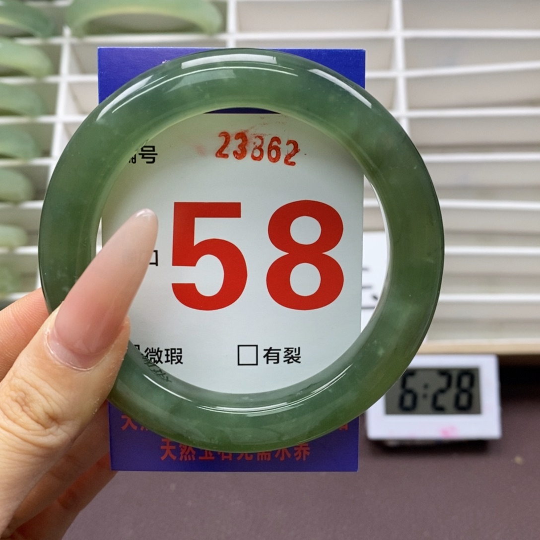 未镶嵌蛇纹石玉手镯