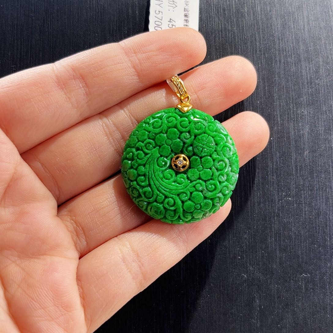 【闪购商品】翡翠吊坠(赠链)未镶嵌 福利 