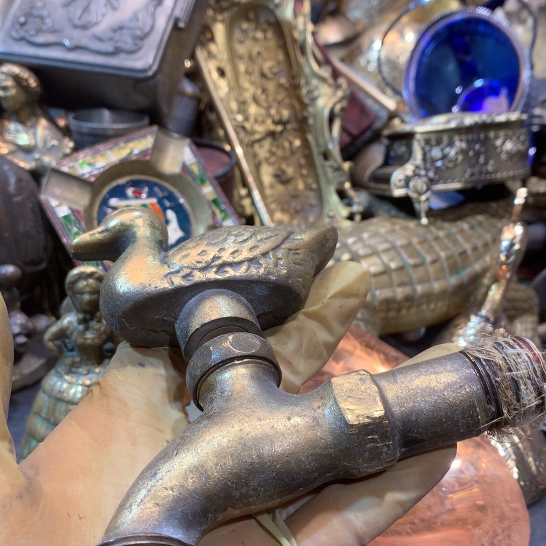 【闪购商品】黄铜心*