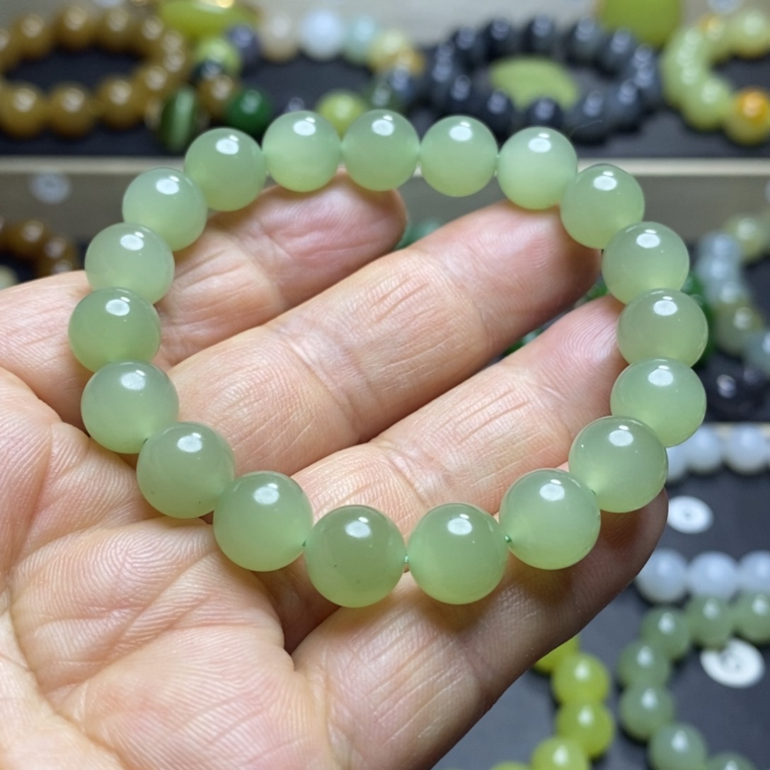 和田玉手串未镶嵌