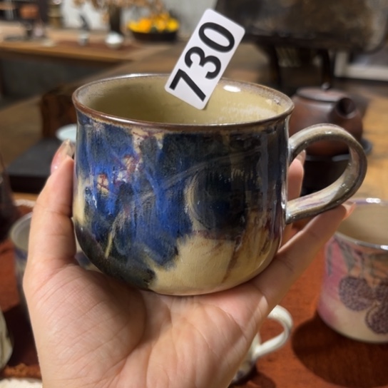 景德镇鱼和熊手工陶艺