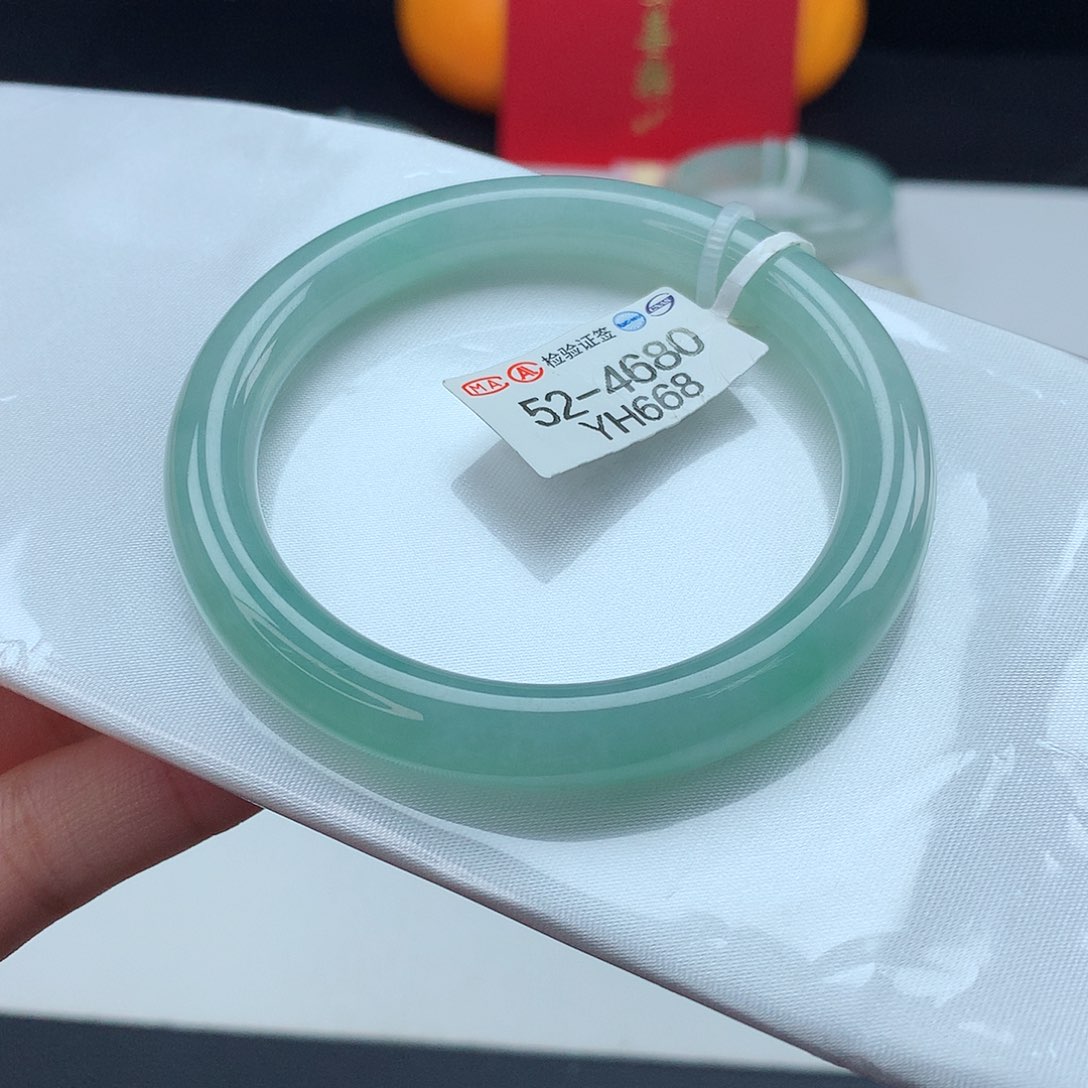 翡翠手镯未镶嵌天然翡翠8号