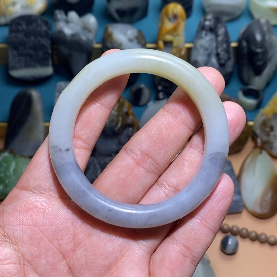 未镶嵌和田玉把件