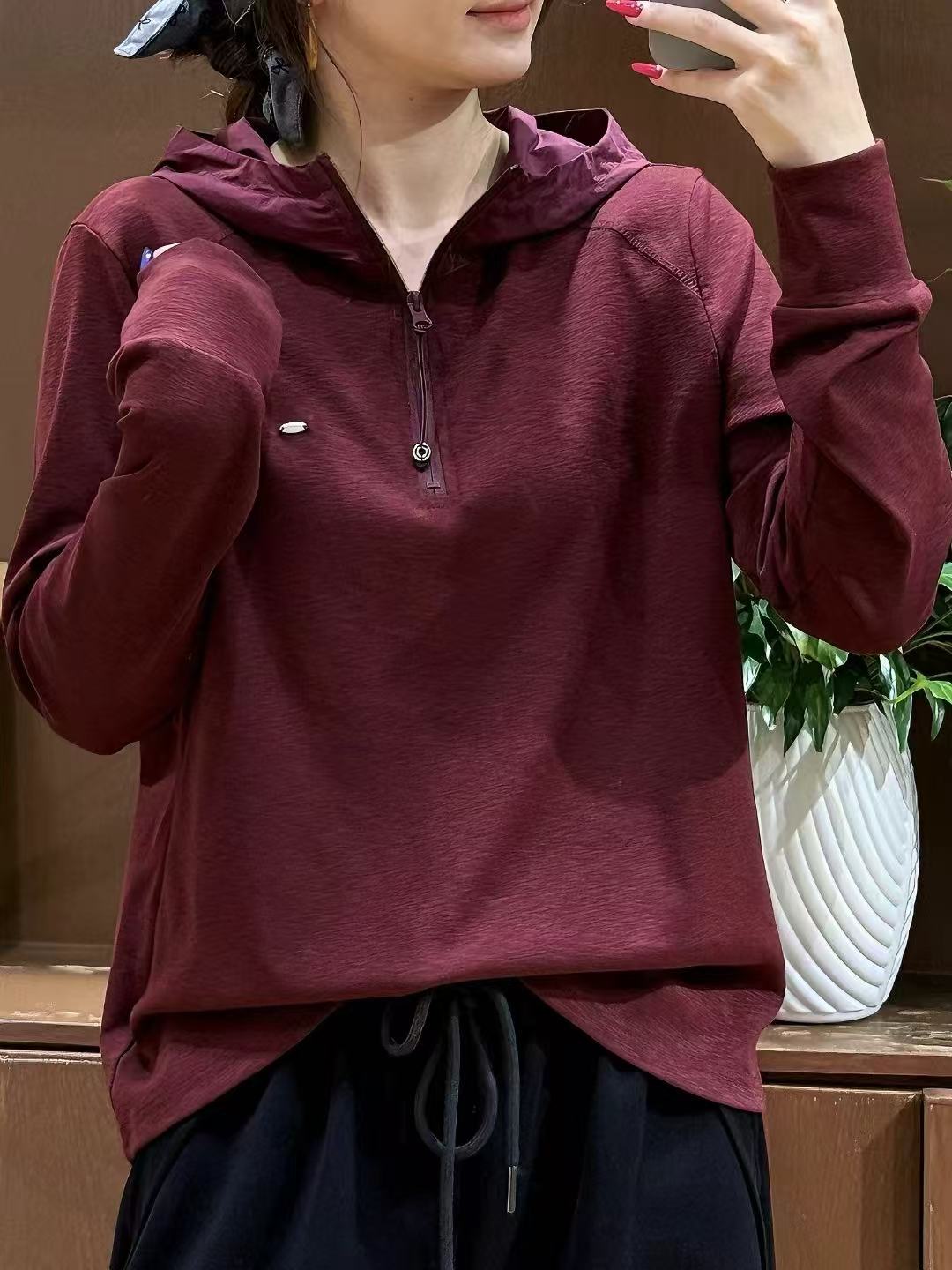 时尚新款宽松休闲连帽卫衣女百搭显瘦洋气减龄长袖打底衫