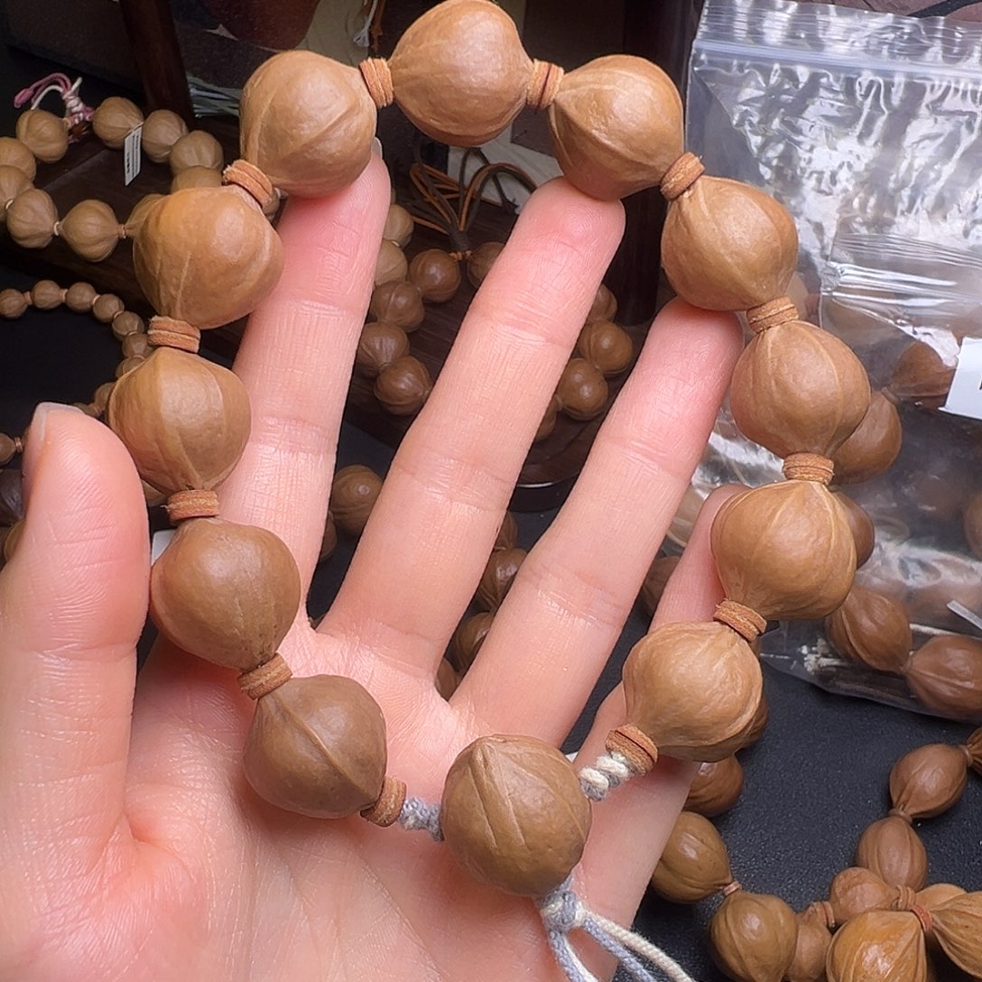 橄榄核吊坠红皮蒜头