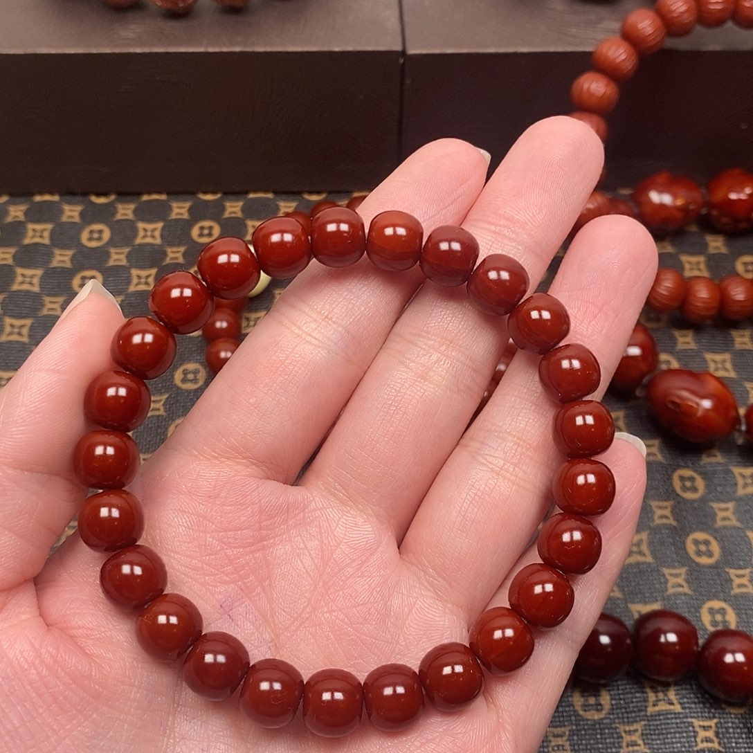 佩***豆吊坠猴头核桃猴头老型。 