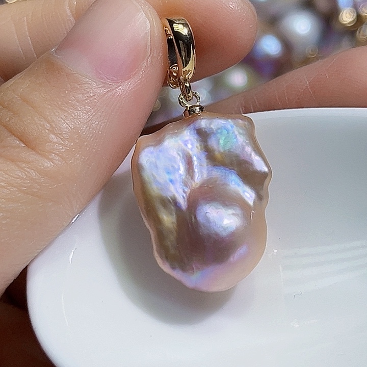 颈饰未镶嵌淡水珍珠