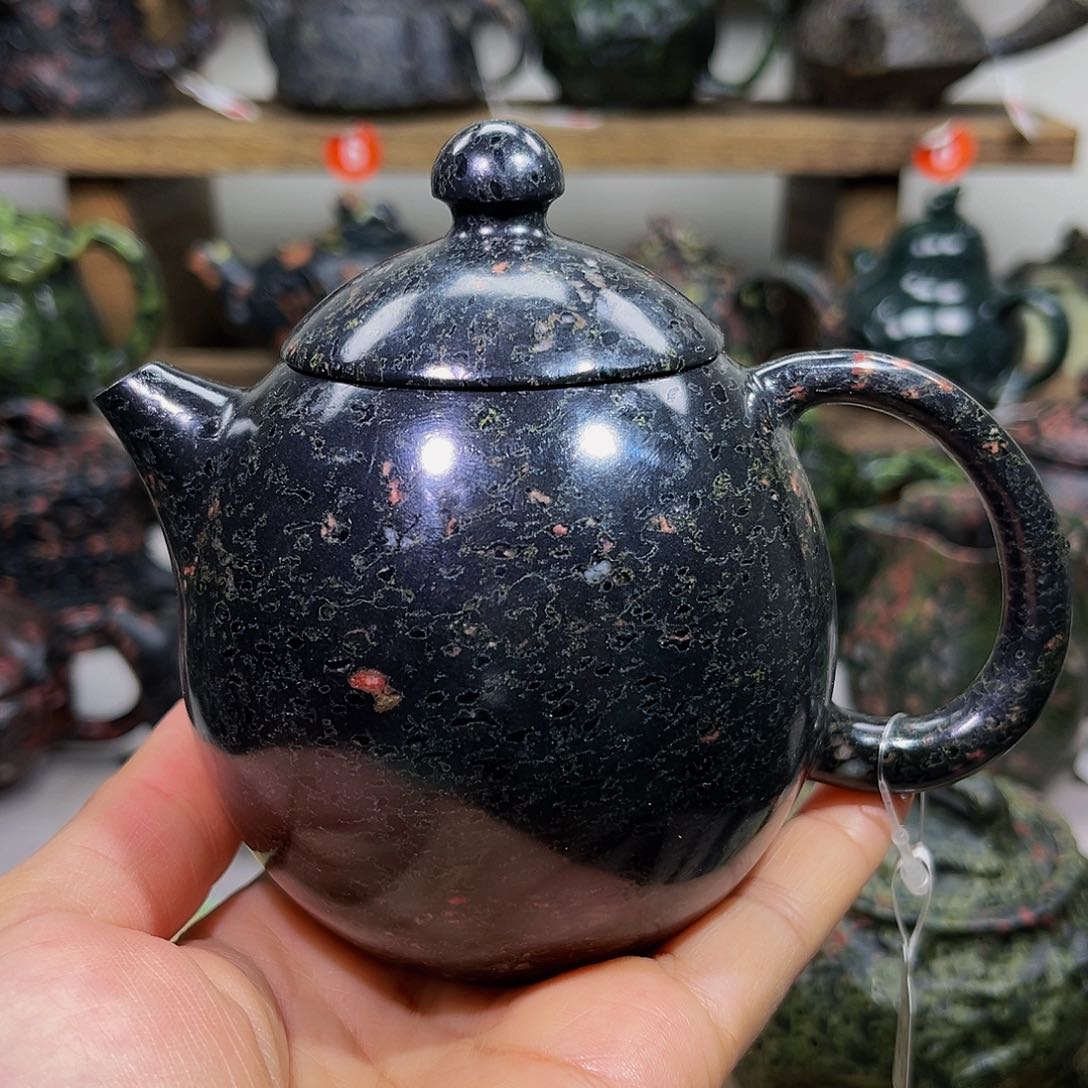 梅花石安山玉龙蛋壶260cc