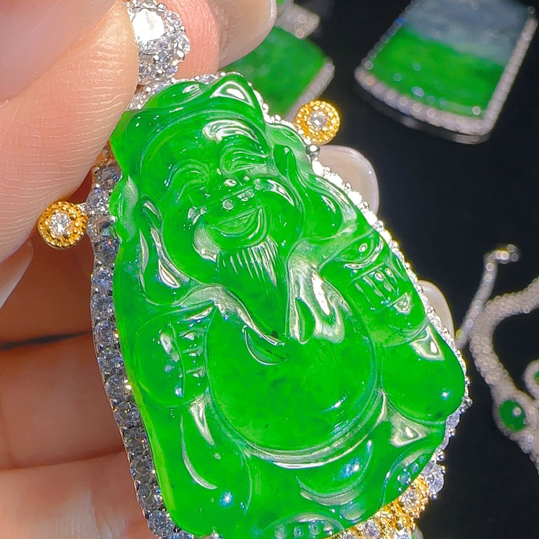 翡翠吊坠(赠链)银S925镶嵌