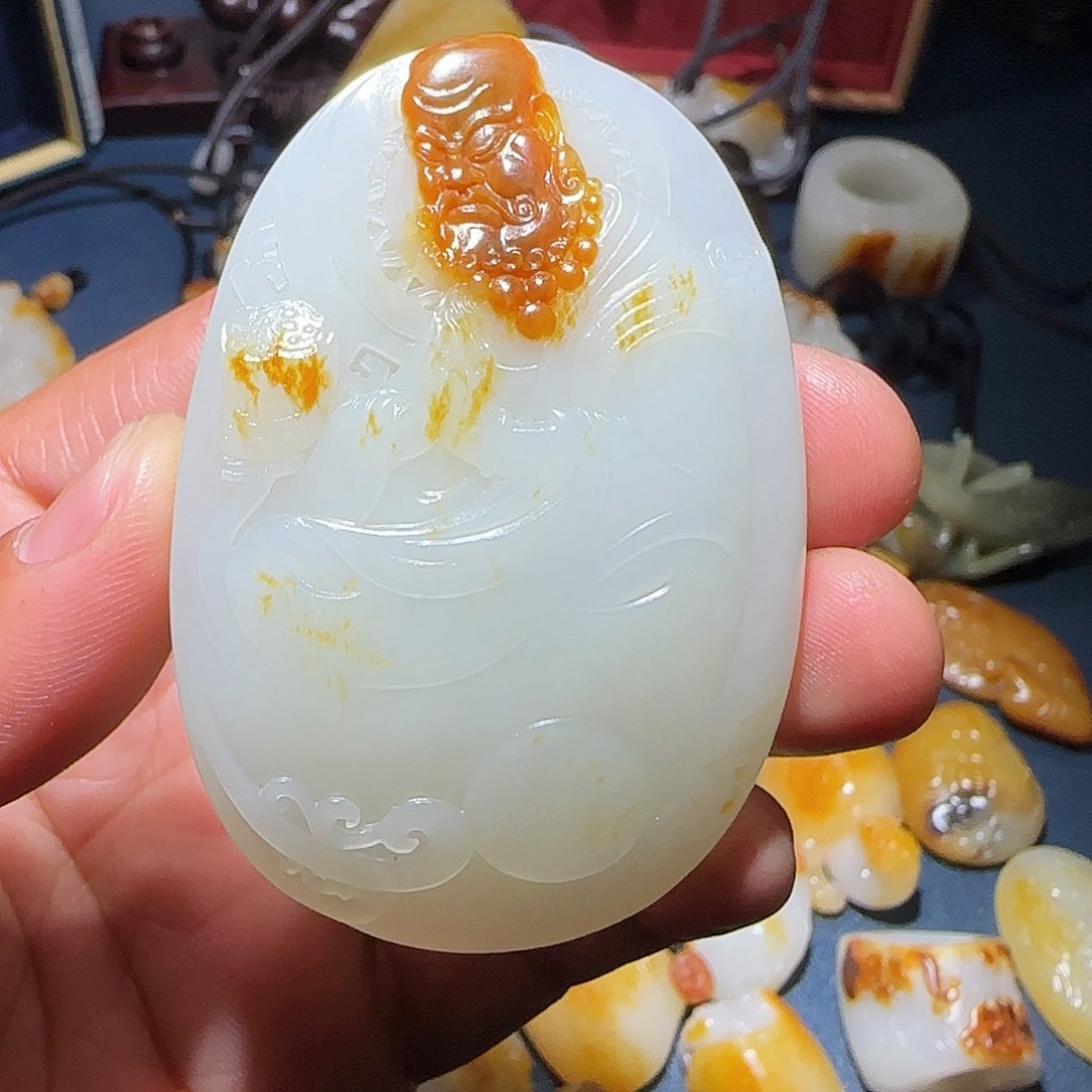 和田玉颈饰未镶嵌