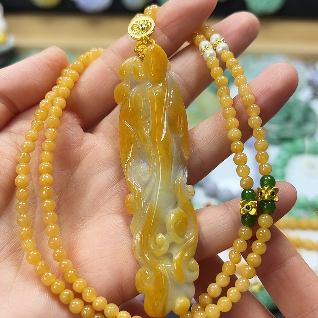 翡翠未镶嵌颈饰吊坠