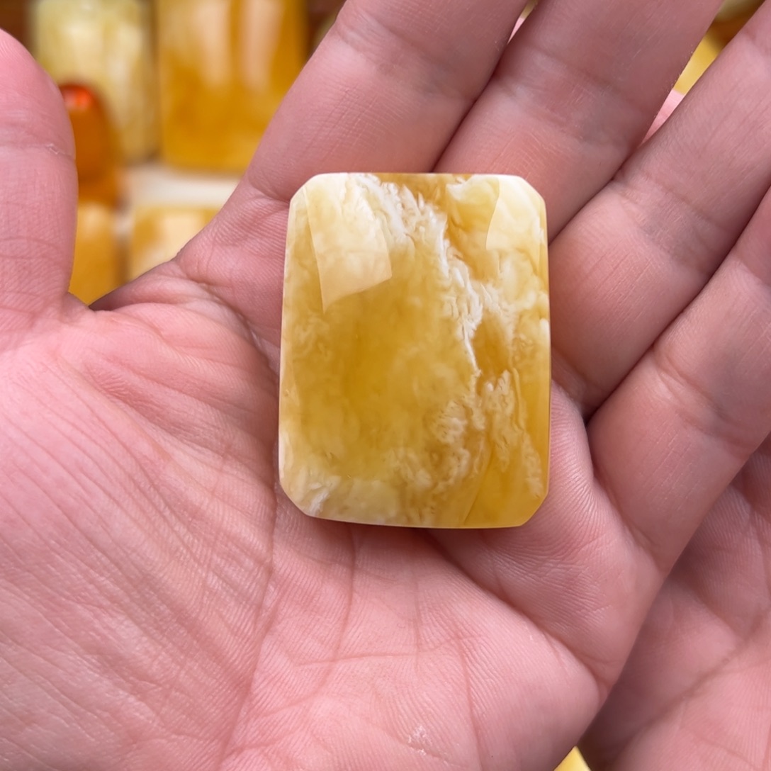 琥珀裸石未镶嵌纯天然蜜蜡