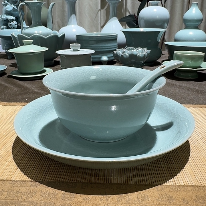 陶其他I 8件餐具。。。。。