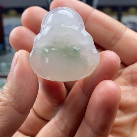 石英质玉（金丝玉）颈饰未镶嵌