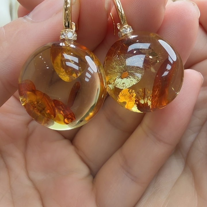 琥珀未镶嵌珠宝奇石