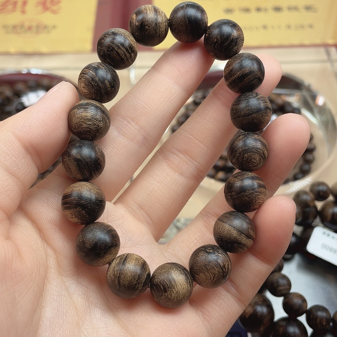 手串沉香越南芽庄白棋虎皮缨子瘤疤s级1.2