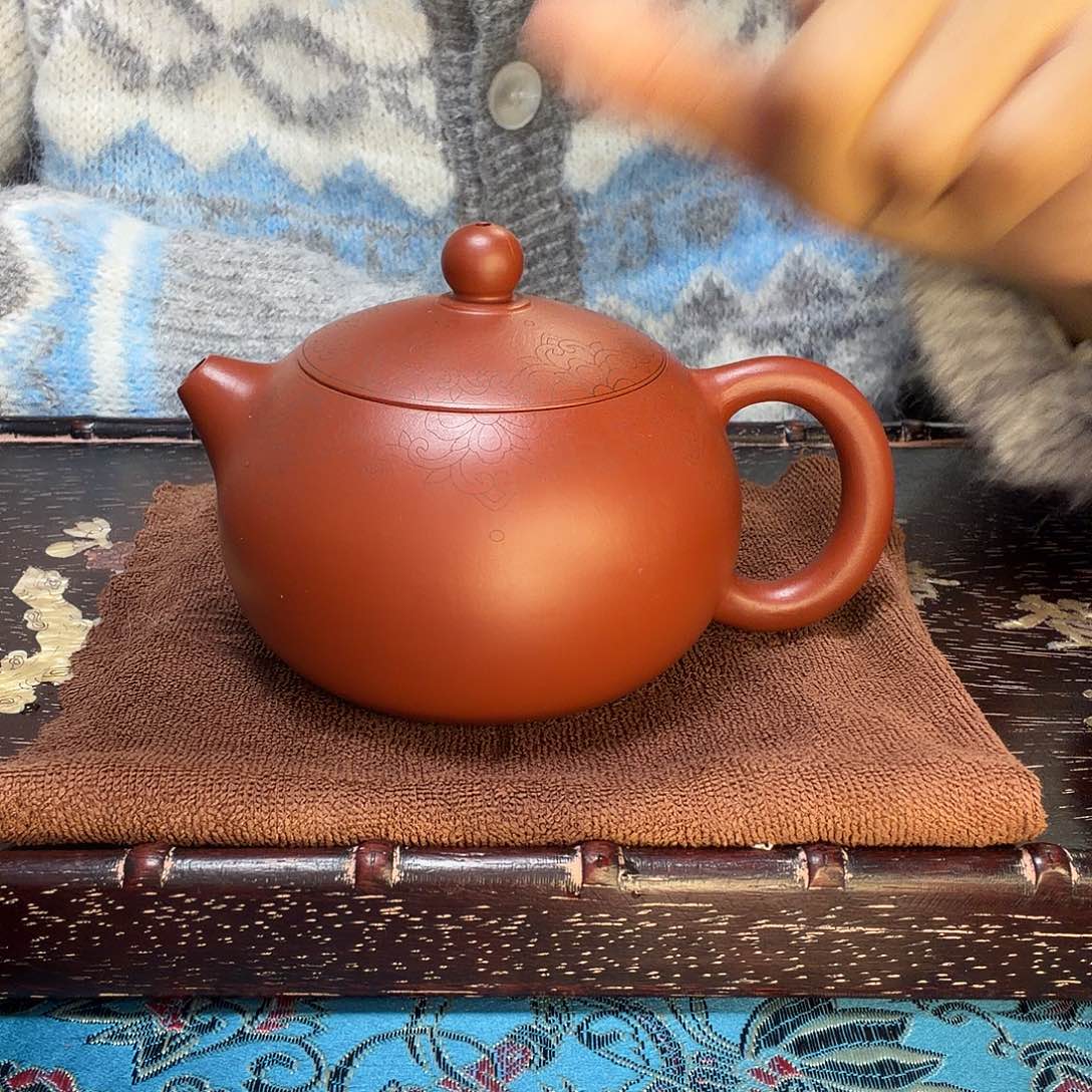 甄选宜兴本土紫砂壶