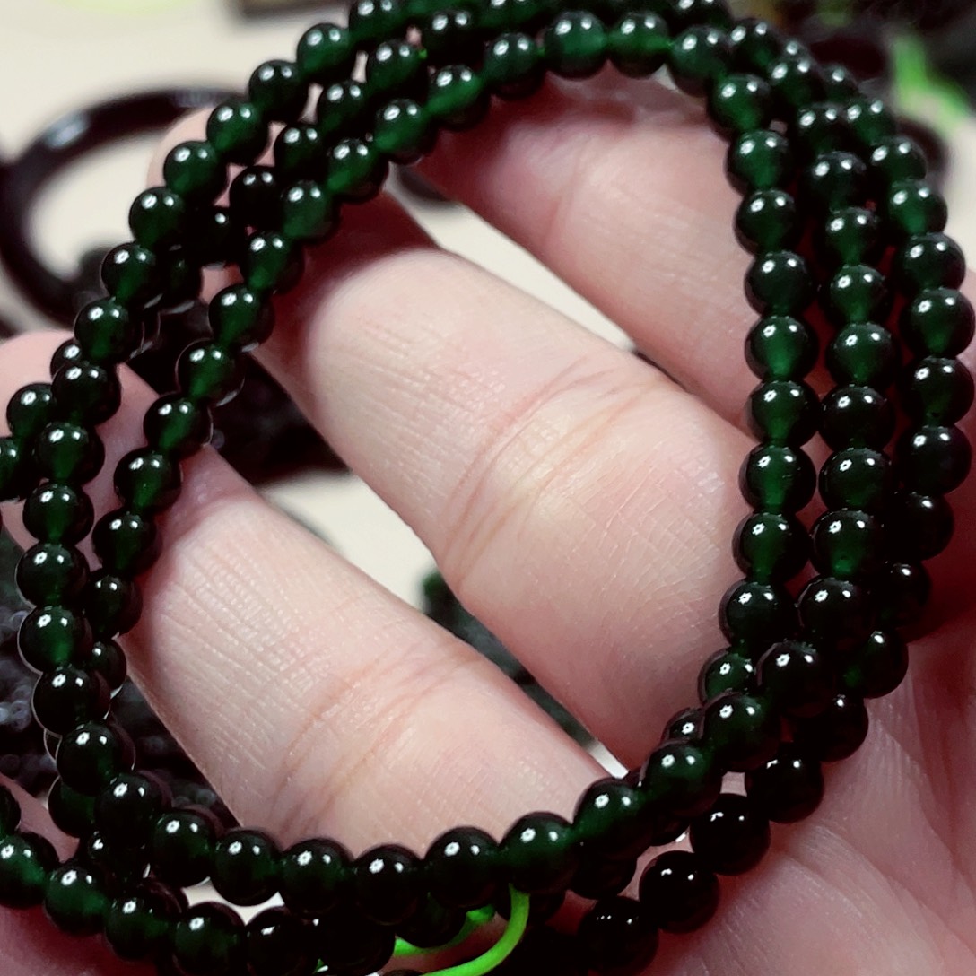 翡翠未镶嵌颈饰先鉴后发一物一证