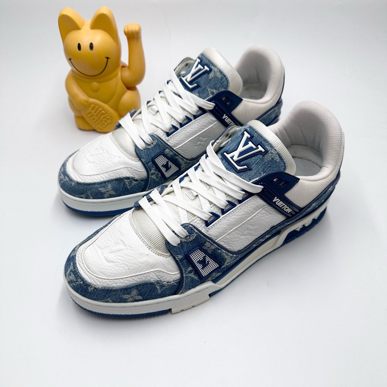 95新 LouisVuitton/路易威登 520/43码/白蓝牛仔Trainer板鞋