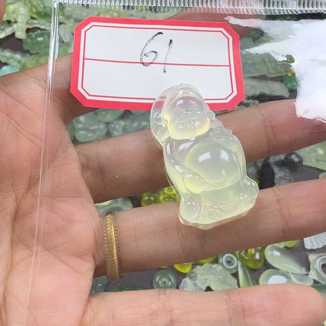 金***宅未镶嵌蛇纹石玉颈饰