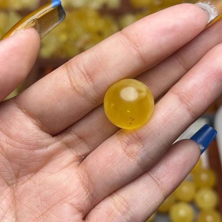 十***柒蜜蜡未镶嵌珠宝奇石瑕疵放漏