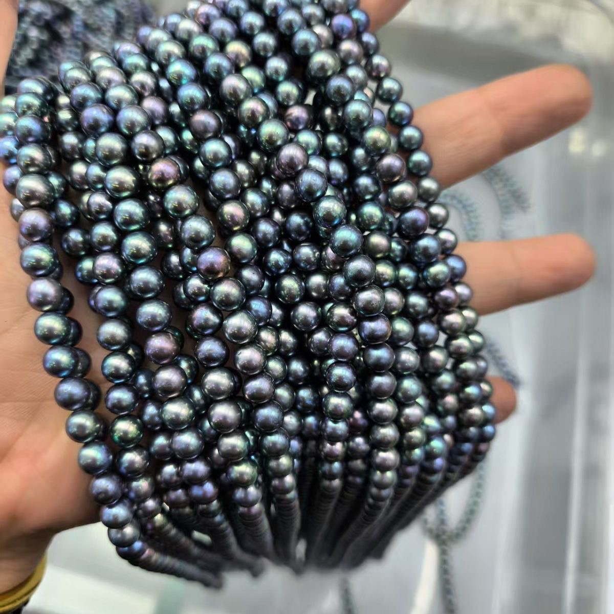 龙悦珠宝炫彩珠珠百搭款