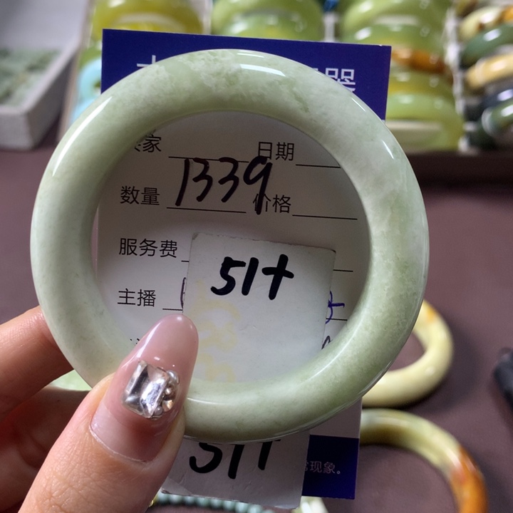 蛇纹石玉手镯未镶嵌1339