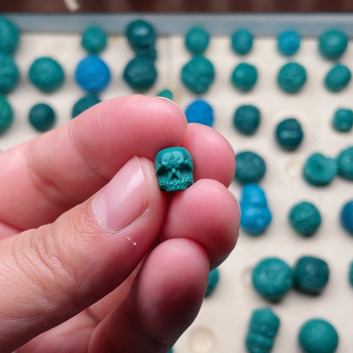 【闪购商品】玻璃颈饰骷髅8×9一个