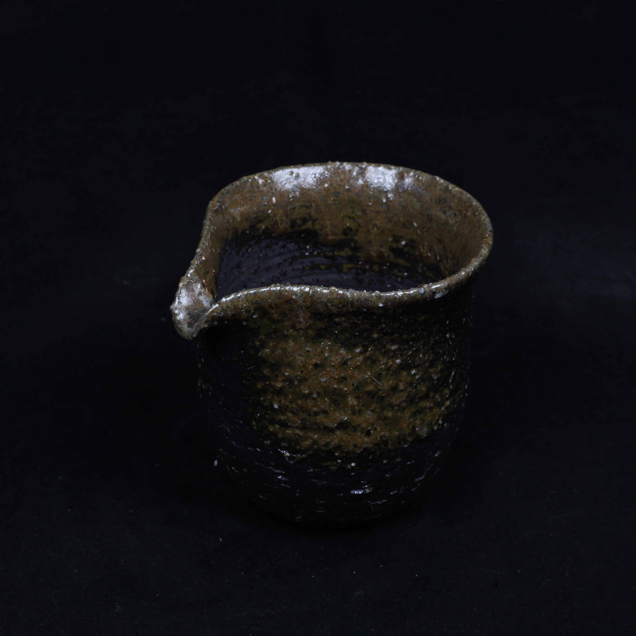 工艺美术师手作柴烧黑金刚粗陶公杯容量200