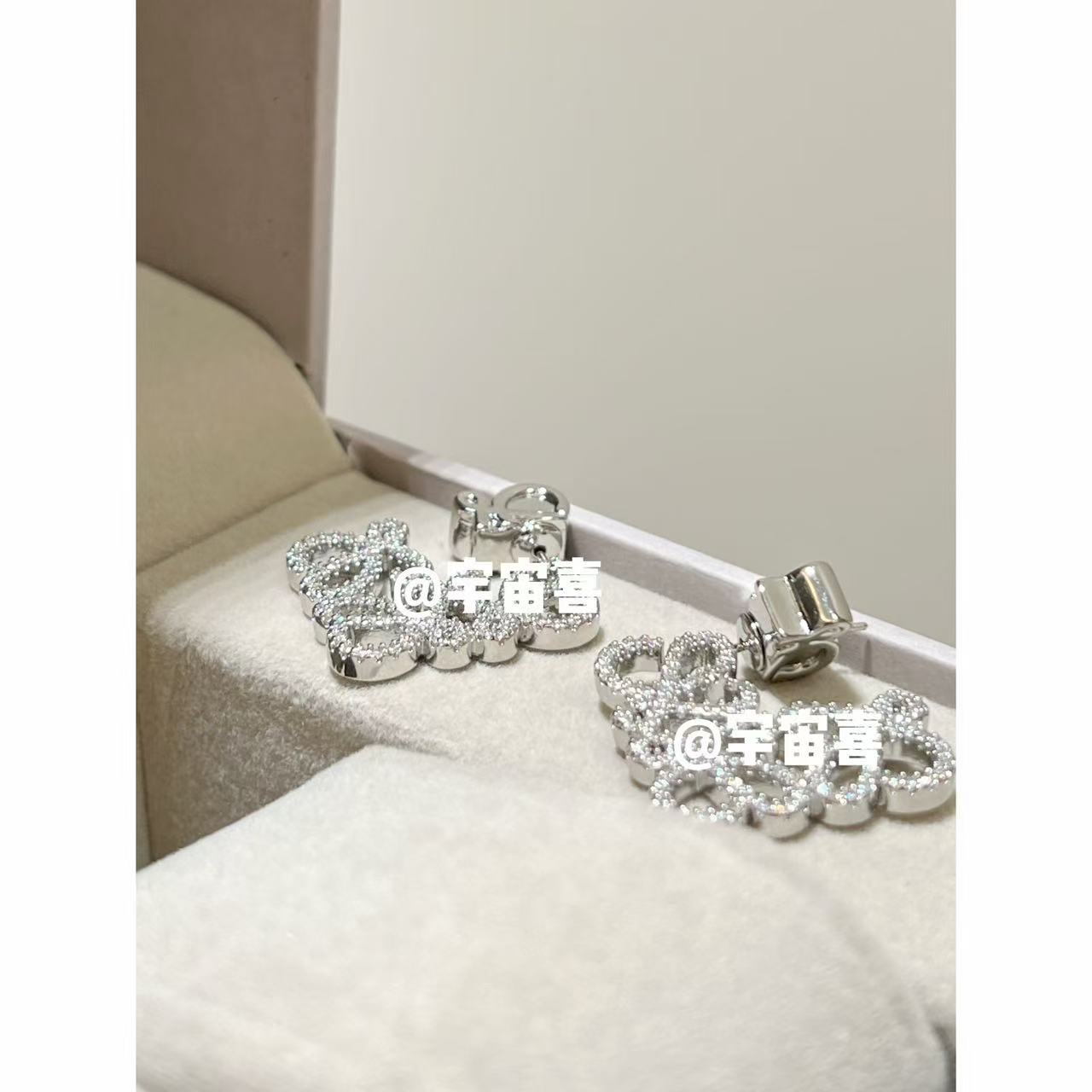 铜合金锆石耳饰  B2-095【银色金属月饼白锆前后耳钉】