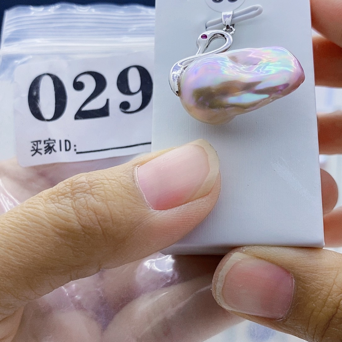 淡水珍珠颈饰钛钢