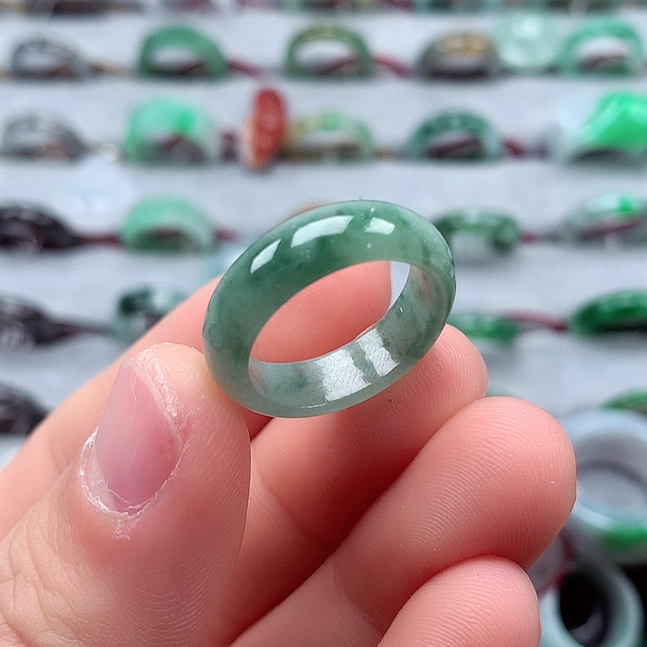 翡翠戒指未镶嵌14-15号