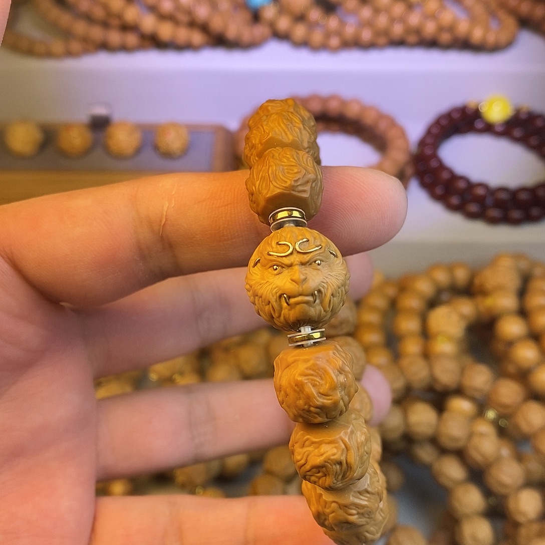 终***.猴头核桃手串全品大龙蛇大圣