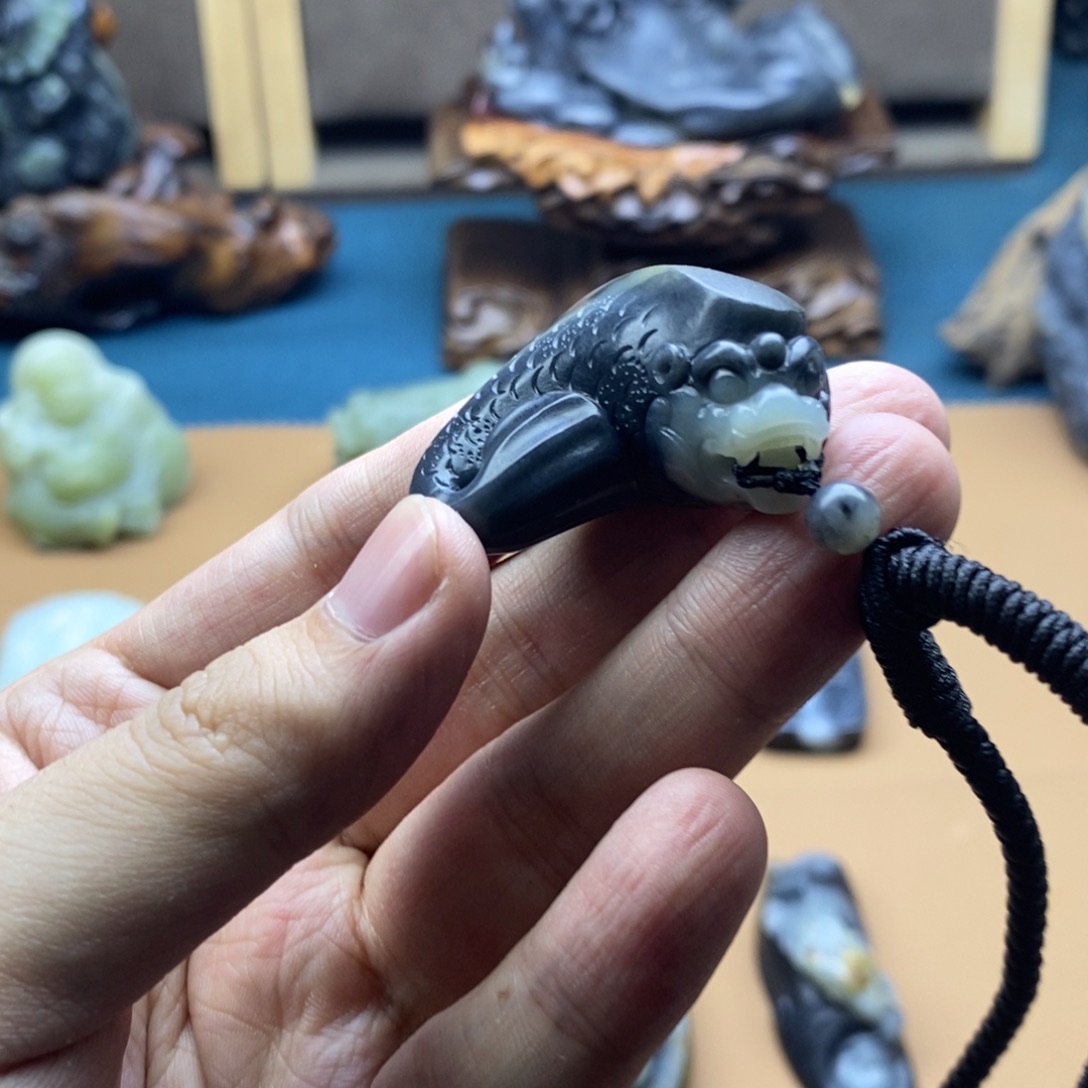 和田玉挂件未镶嵌潘